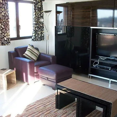 Apartman Modern, Spacious Three Bedroom